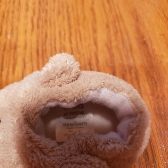 3/15🛍5/25 🛍newborn bear slippers - Picture 3 of 3